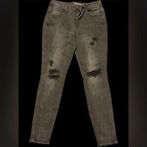 Maurices Women’s Medium Dark Gray/Black Skinny Distressed  Stretch Jeans
